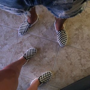 Meet your Posher, Johnluis